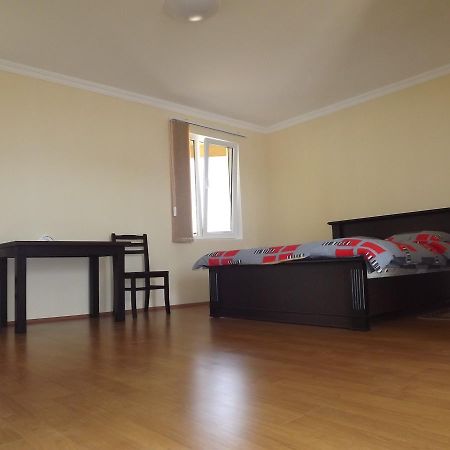 Natakhtari Hotel Emocia מראה חיצוני תמונה