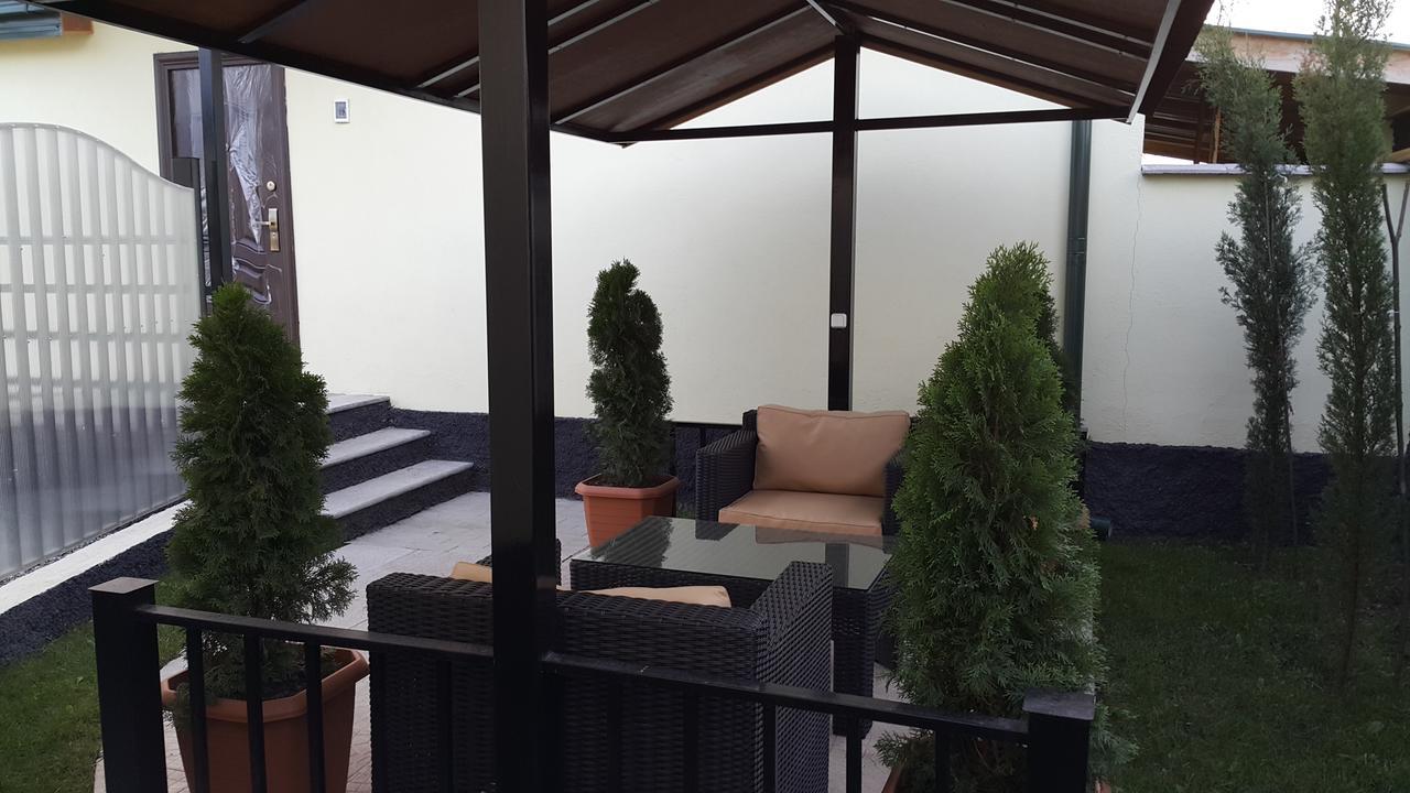 Natakhtari Hotel Emocia מראה חיצוני תמונה