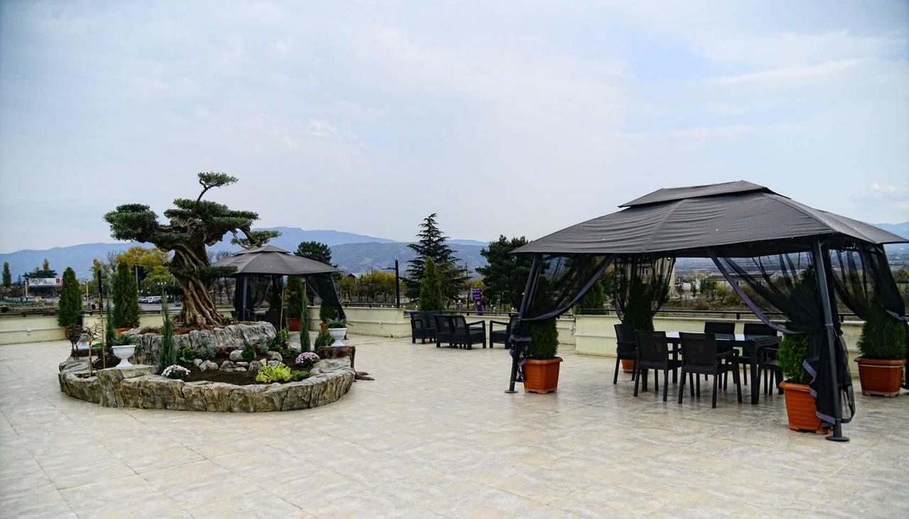 Natakhtari Hotel Emocia מראה חיצוני תמונה