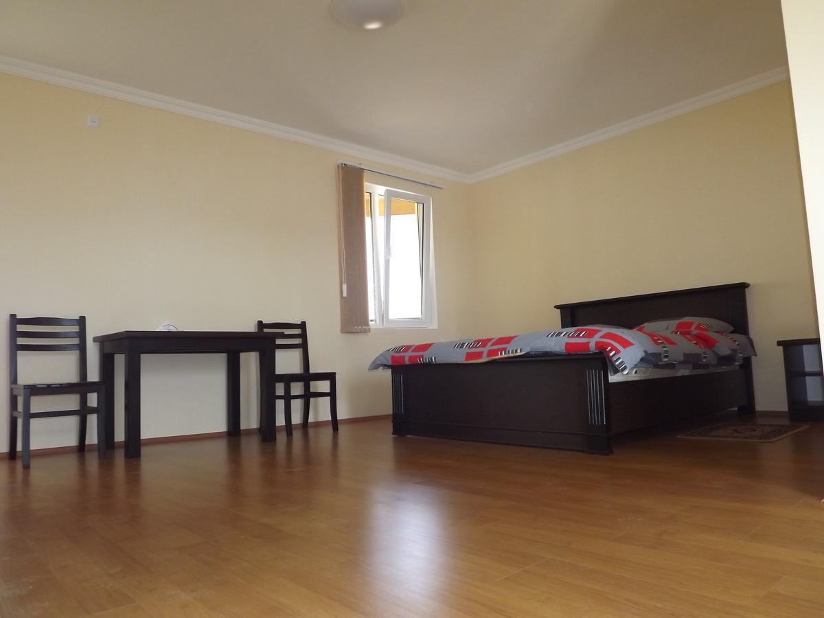Natakhtari Hotel Emocia מראה חיצוני תמונה