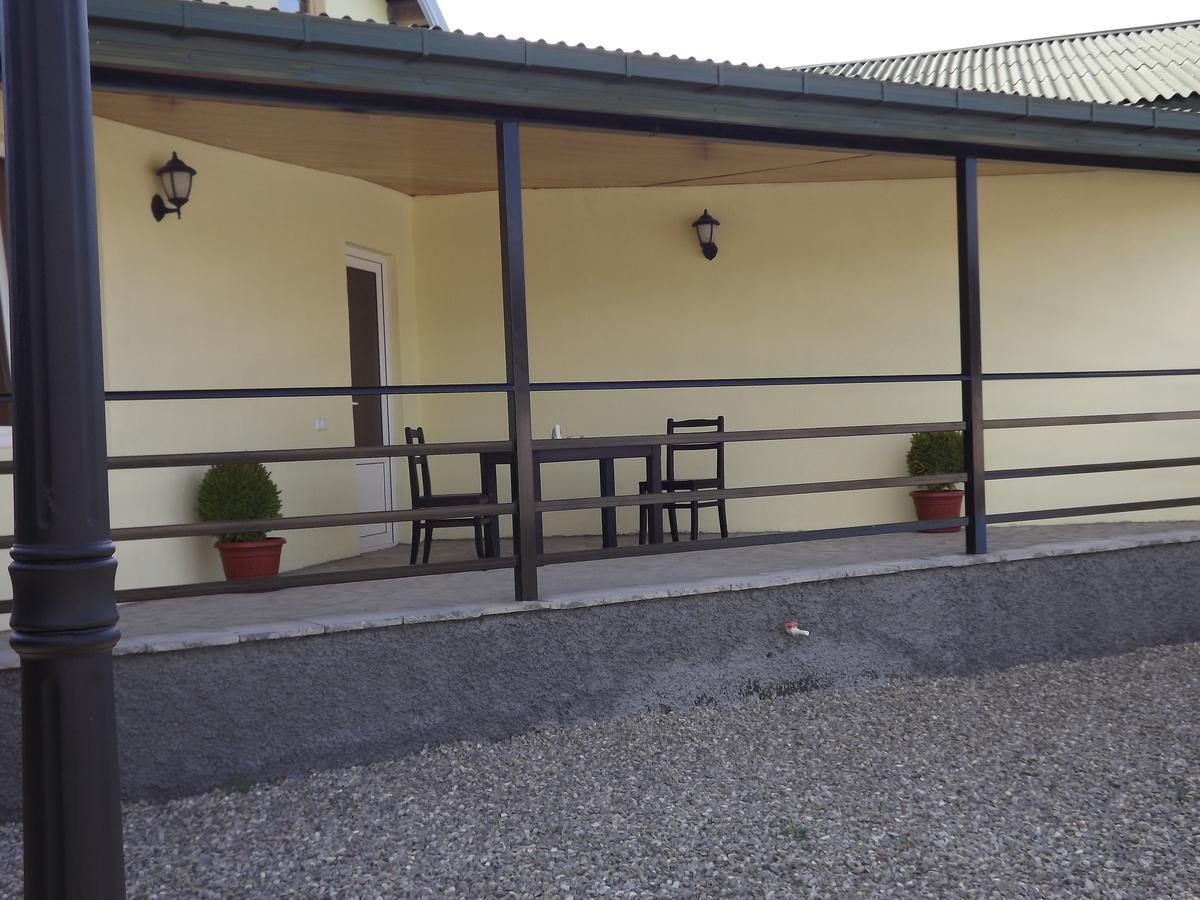 Natakhtari Hotel Emocia מראה חיצוני תמונה